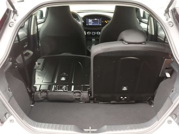 Car image 36