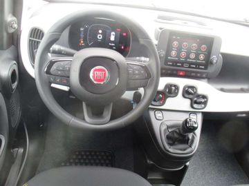 Car image 11