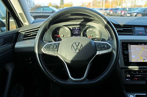 Volkswagen Passat Variant 2.0 TDI Conceptline DSG 90 kW image number 12