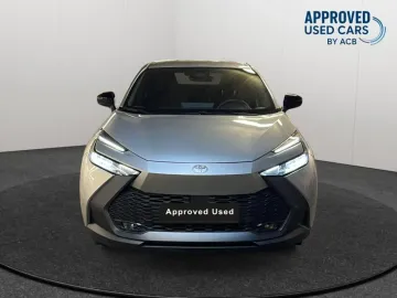 Car image 3