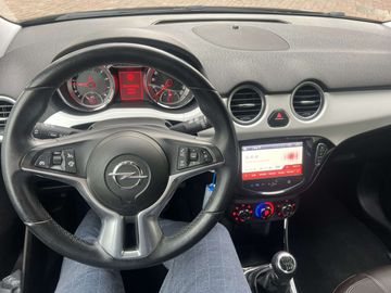 Car image 33