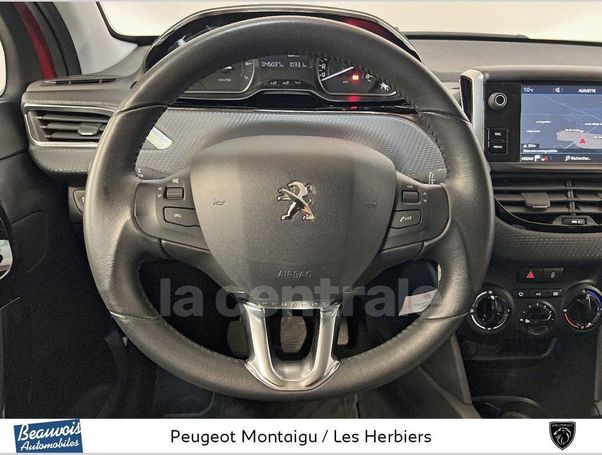 Peugeot 208 PureTech 82 Signature 61 kW image number 16