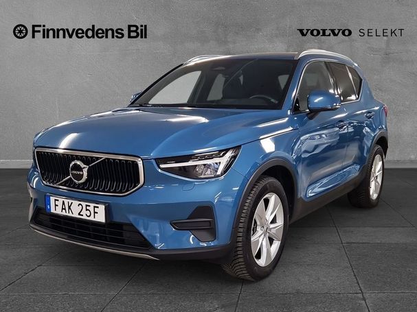 Volvo XC40 B3 Core 120 kW image number 1