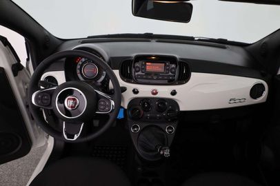 Car image 11