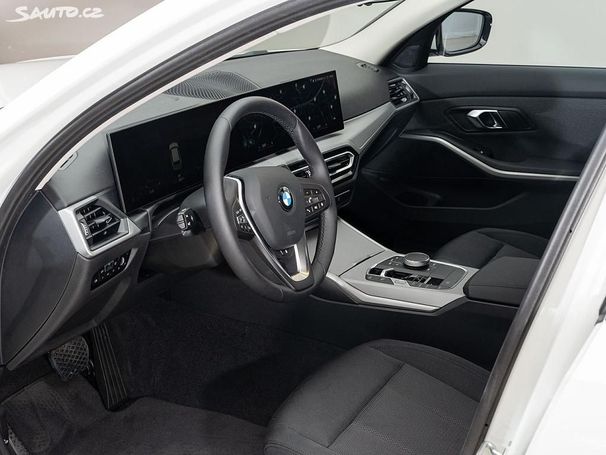 BMW 320d Touring 140 kW image number 3