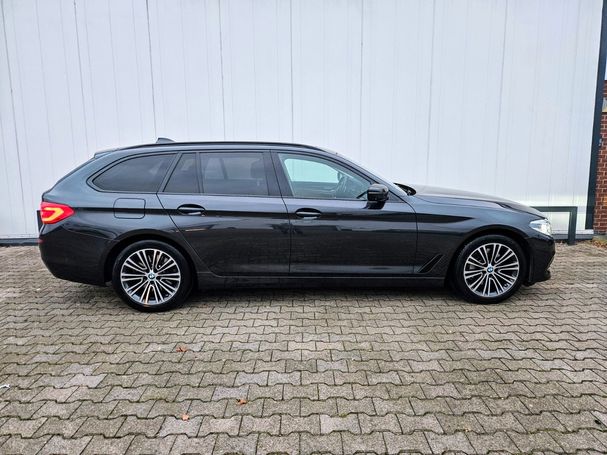 BMW 530d Touring xDrive 195 kW image number 3