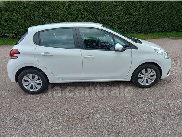 Peugeot 208 BlueHDi 100 75 kW image number 3