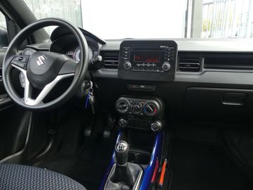 Car image 10