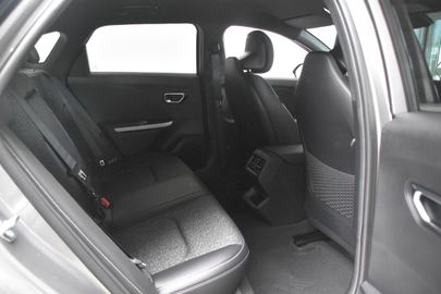 Car image 29