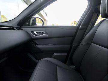 Car image 37