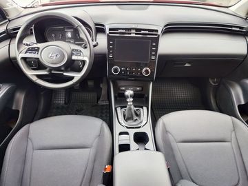 Car image 12