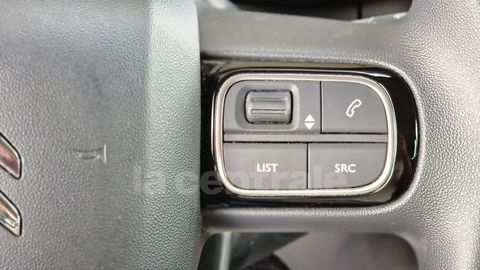 Car image 38