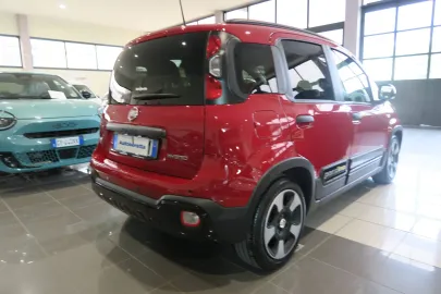 Car image 3