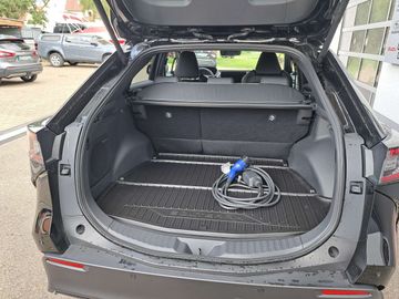 Car image 12