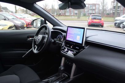 Car image 11