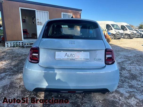 Fiat 500 e 70 kW image number 6