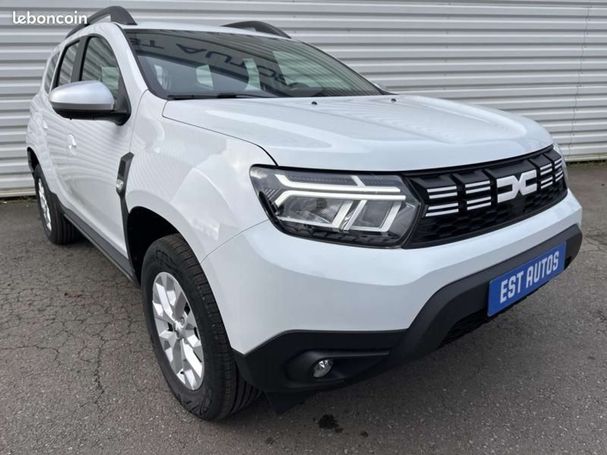 Dacia Duster Blue dCi 115 86 kW image number 2