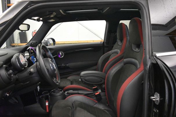 Mini John Cooper Works 171 kW image number 3