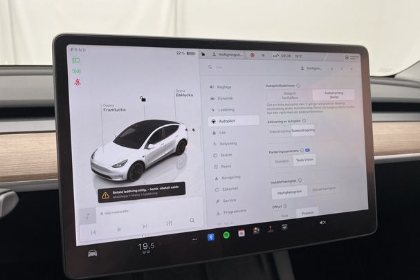 Tesla Model Y Performance AWD 393 kW image number 24