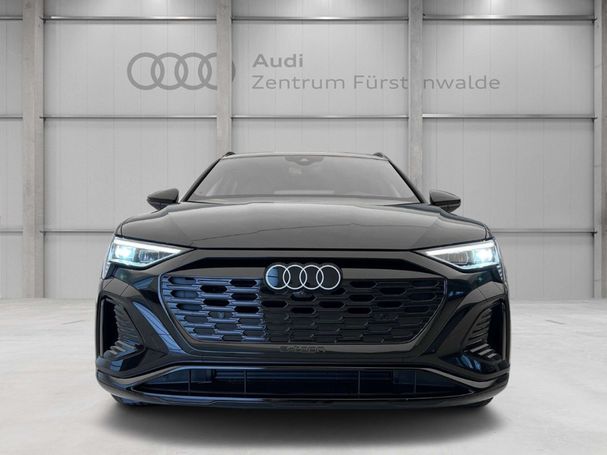 Audi Q8 55 quattro e-tron S-line Sportback 300 kW image number 6