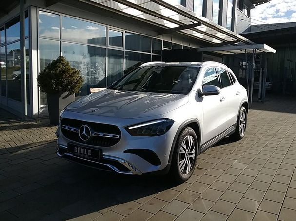 Mercedes-Benz GLA 180 100 kW image number 1