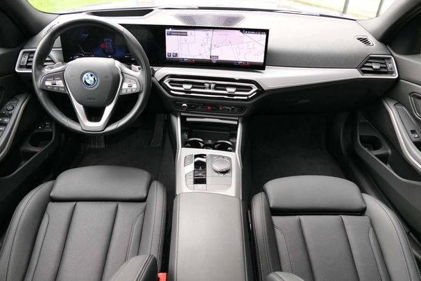 BMW 320 e Touring 150 kW image number 6