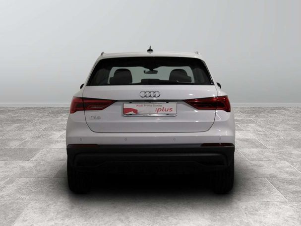 Audi Q3 45 TFSIe S tronic Business 180 kW image number 4