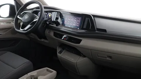 Car image 37