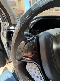 Car image 33