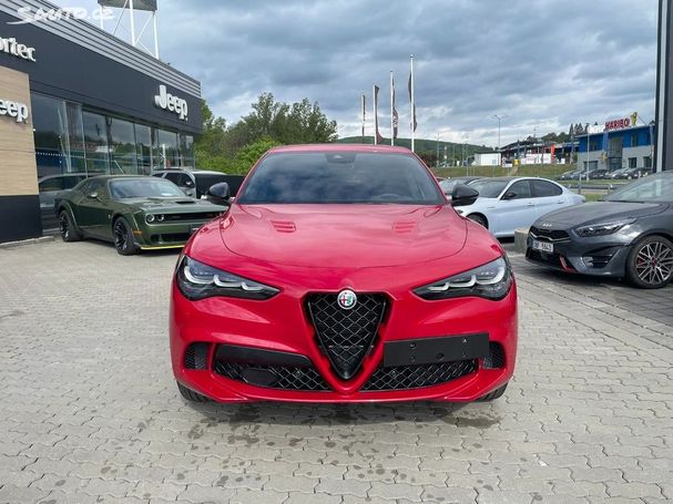 Alfa Romeo Stelvio 2.9 V6 Q4 382 kW image number 8