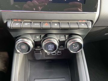 Car image 37