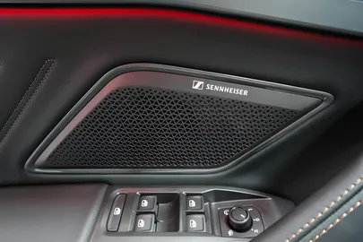 Car image 23