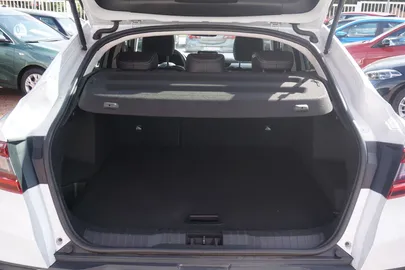 Car image 33
