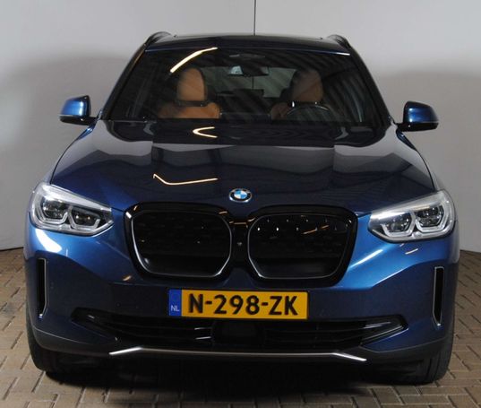 BMW iX3 210 kW image number 12