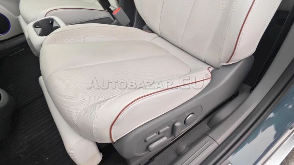 Hyundai Ioniq 4WD 239 kW image number 11