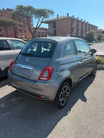 Car image 12