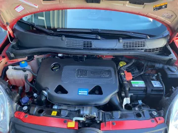 Car image 16