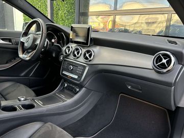 Car image 36