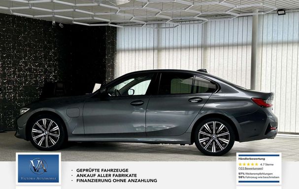 BMW 330 Sport Line xDrive 185 kW image number 6