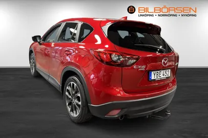 Car image 5