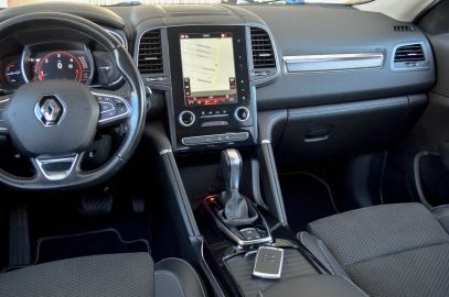 Car image 30