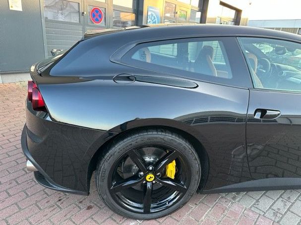 Ferrari GTC4Lusso T 449 kW image number 23