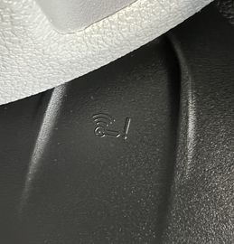 Car image 41