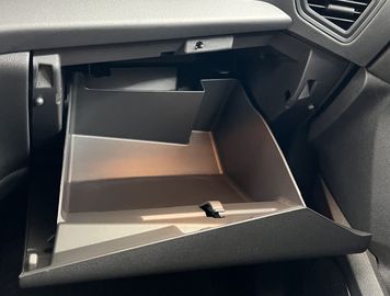 Car image 41