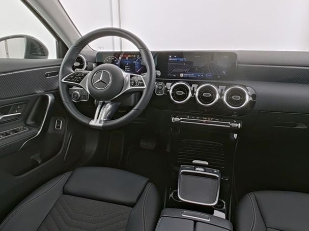 Mercedes-Benz A 180 100 kW image number 8