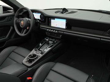 Car image 28