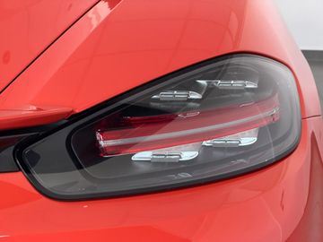 Car image 28