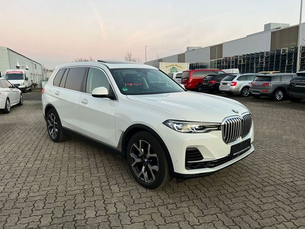 BMW X7 xDrive 195 kW image number 10