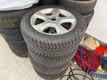 Car image 45
