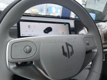 Car image 42